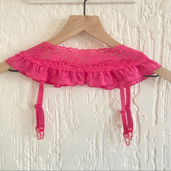 Vctoria’s Secret Pink Lace Garter Size XS Small - Picture 1 of 3